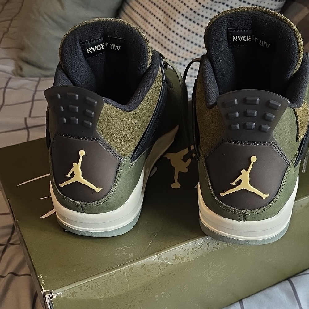 Jordan Olive Green Men's Sneakers - Picture 7 of 14